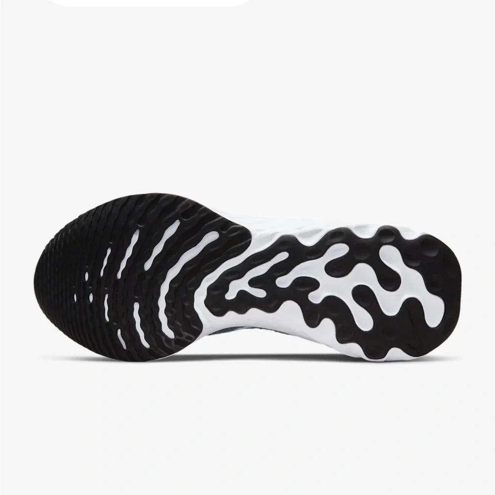 Nike React Flyknit running shoes